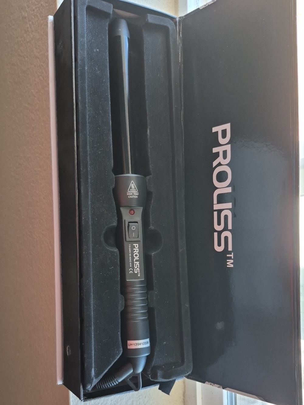 Proliss Black Curling Wand – Sleek Black Styling Tool